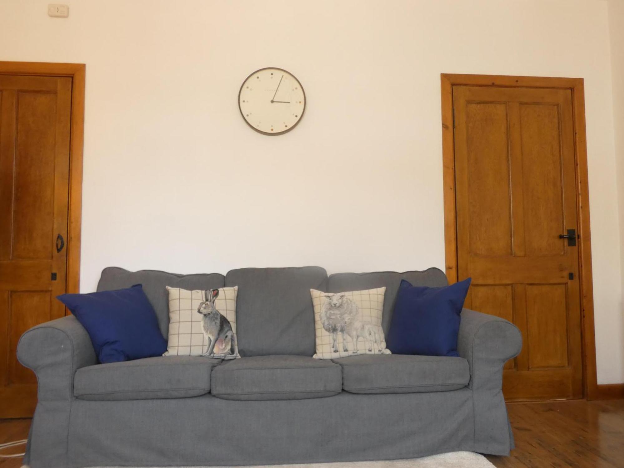 Central 2-Bed Flat In Edinburgh Exterior photo