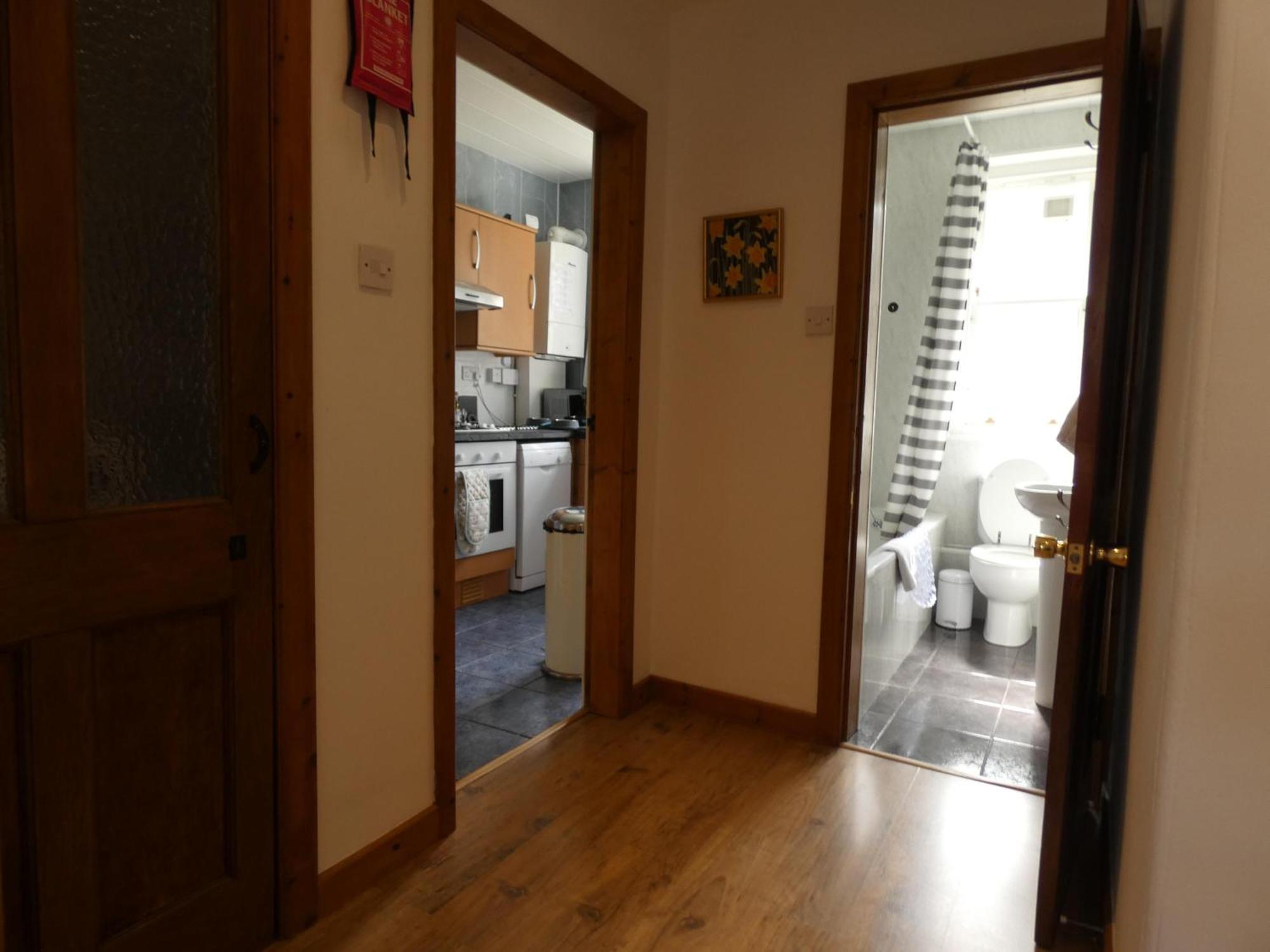 Central 2-Bed Flat In Edinburgh Exterior photo