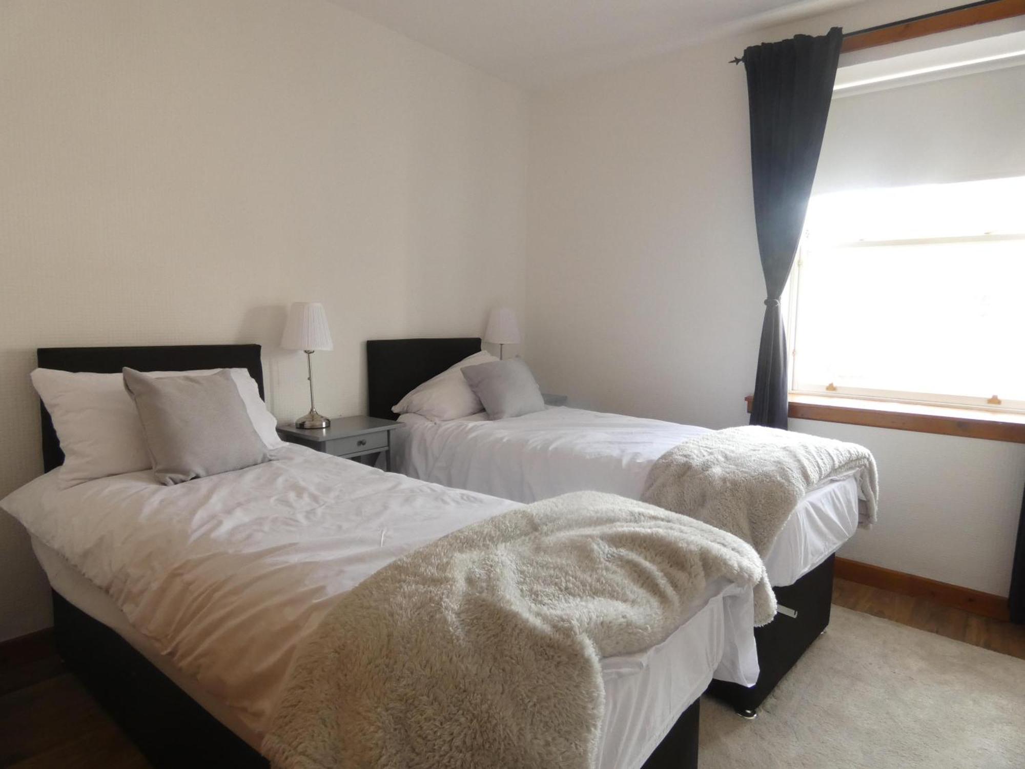 Central 2-Bed Flat In Edinburgh Exterior photo